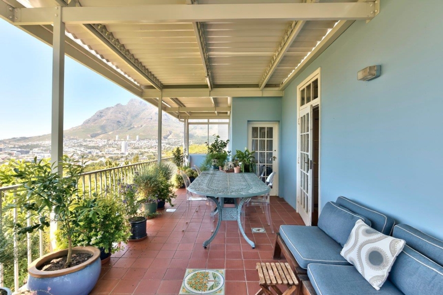 3 Bedroom Property for Sale in Tamboerskloof Western Cape